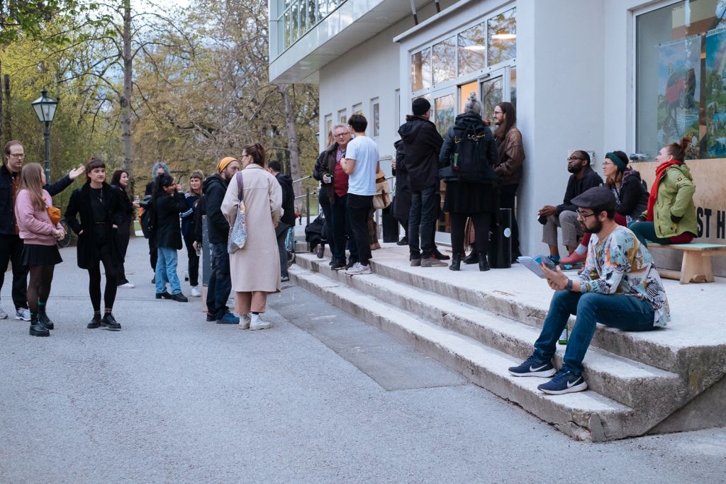 Zentrum f&uuml;r Sicherheit: Season Opening