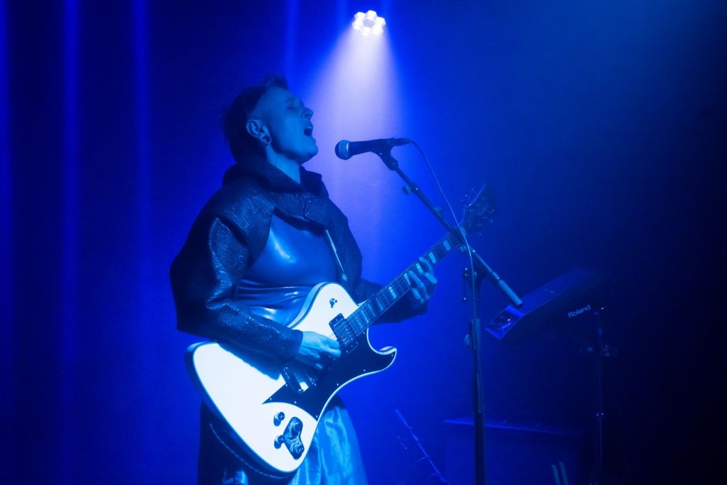 R.Y.F. / Support: Cochlea