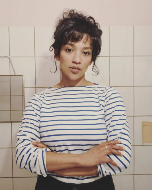 Elisa Aseva: &Uuml;ber Stunden