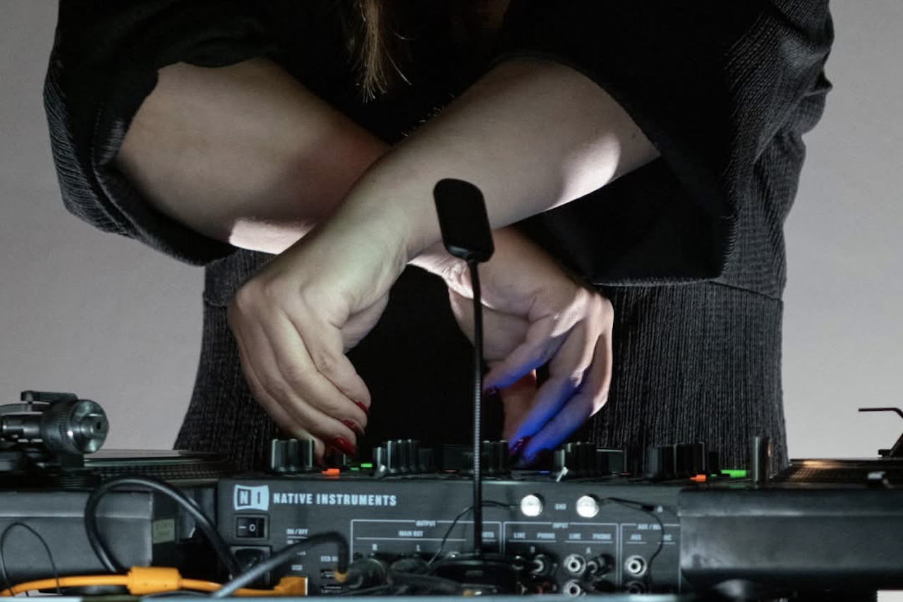 Lecture Performance mit Mariam Rezaei