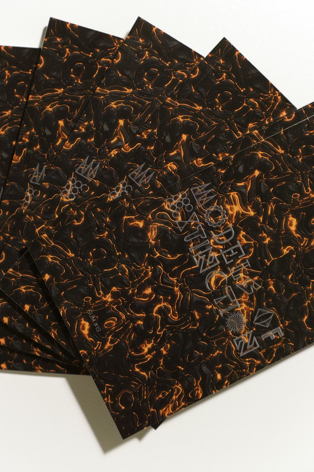 &Scaron;um journal and "Models of Extinction" (in english)